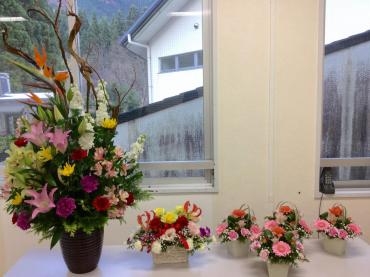御祝の席のお花達。｜「花の店ハナヤ」　（兵庫県宍粟市の花キューピット加盟店 花屋）のブログ